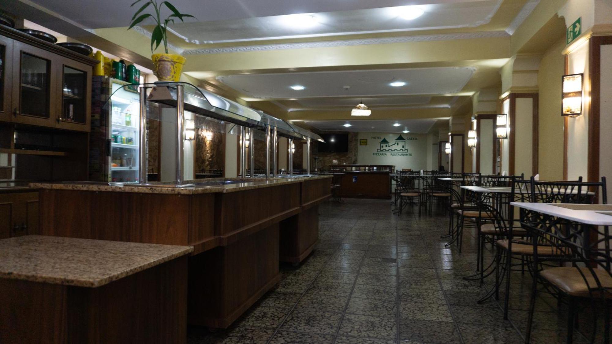 Canoas Hotel Castel Екстериор снимка