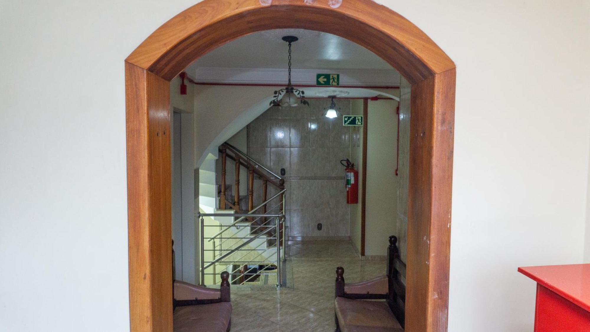 Canoas Hotel Castel Екстериор снимка