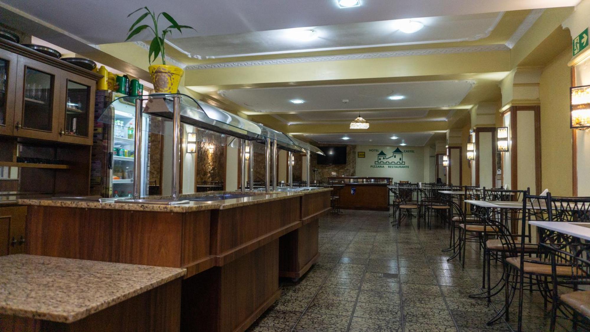Canoas Hotel Castel Екстериор снимка